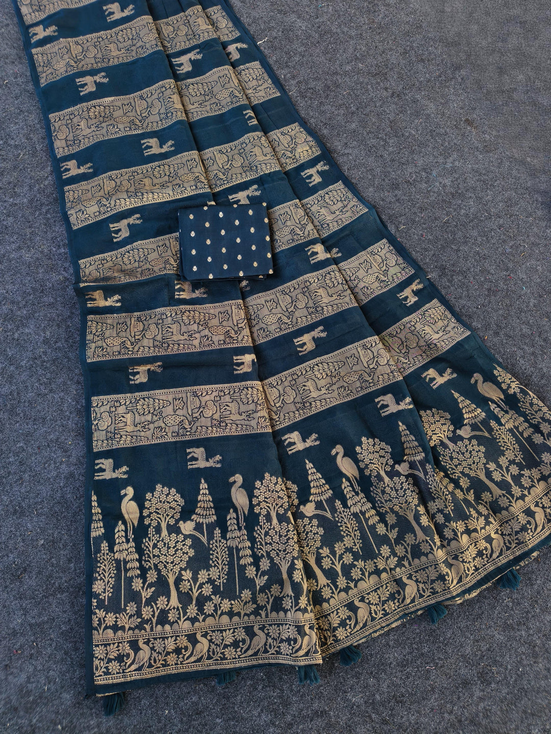 Floral tribute Designer Moonga Silk Saree