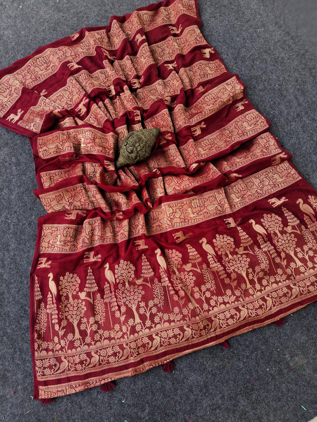 Floral tribute Designer Moonga Silk Saree