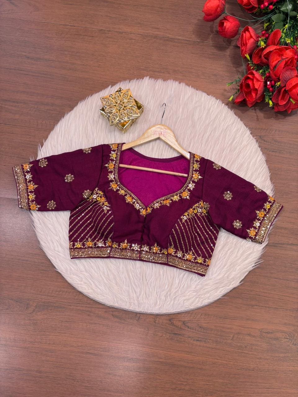 Made Of Vichitra Silk-Designer Blouse(Wine)