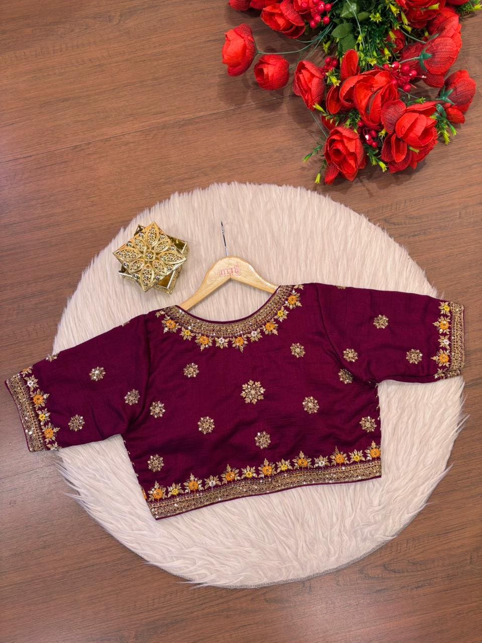 Made Of Vichitra Silk-Designer Blouse(Wine)
