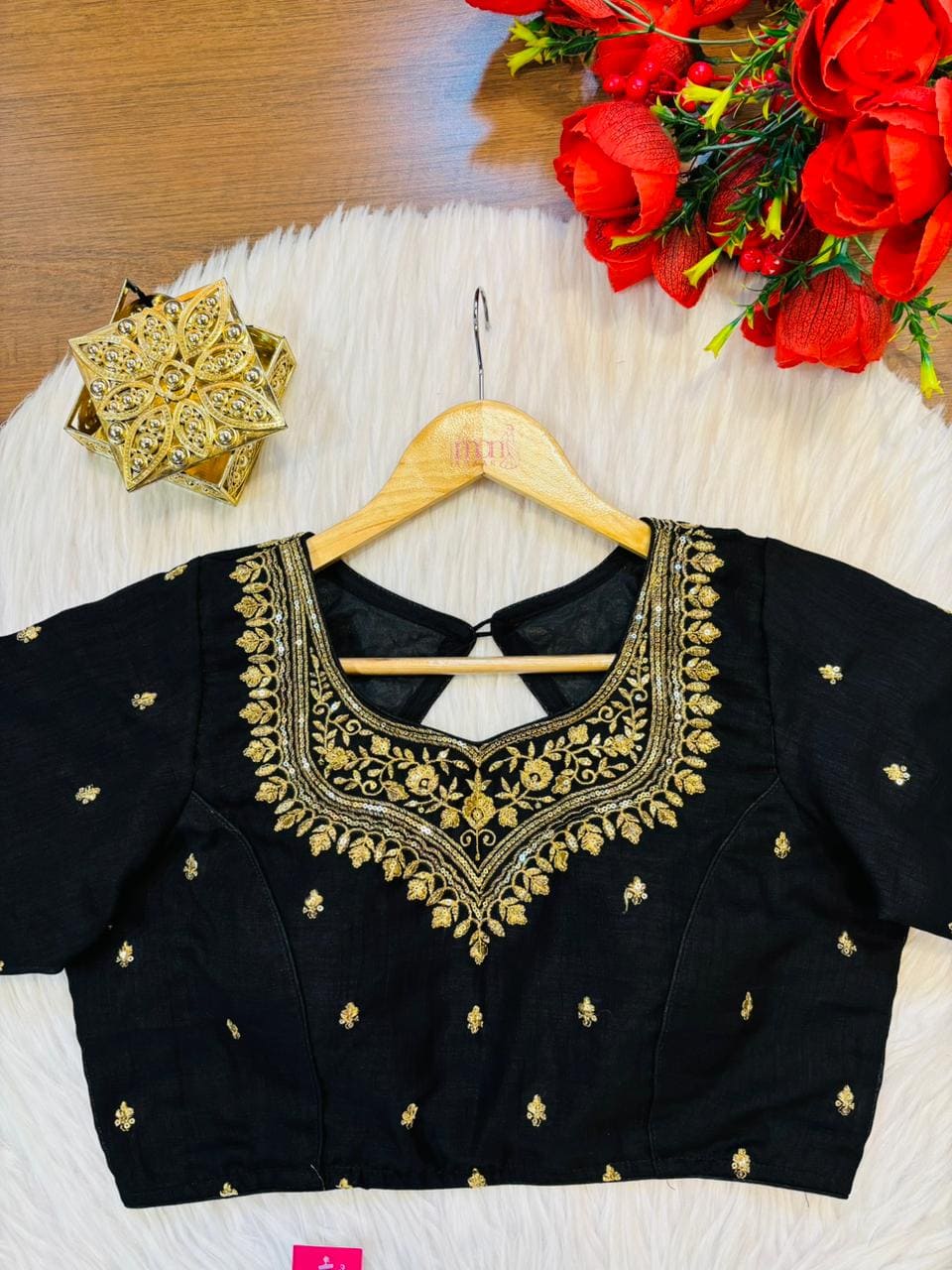 Olivia-Designer Blouse