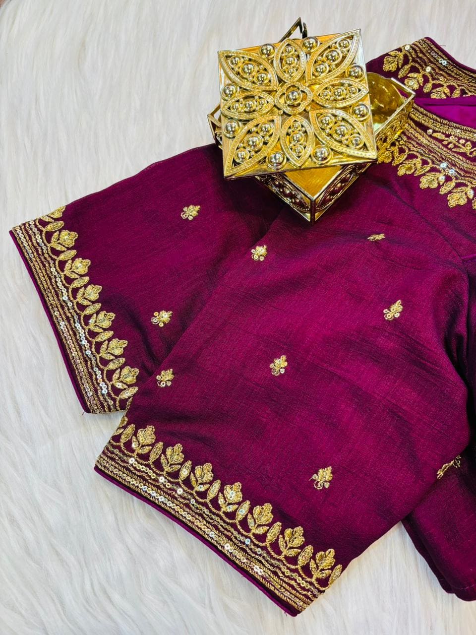 Olivia-Designer Blouse