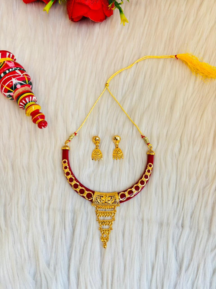 Shubho Sokal-Trending Necklace Set(The Sacred Day)