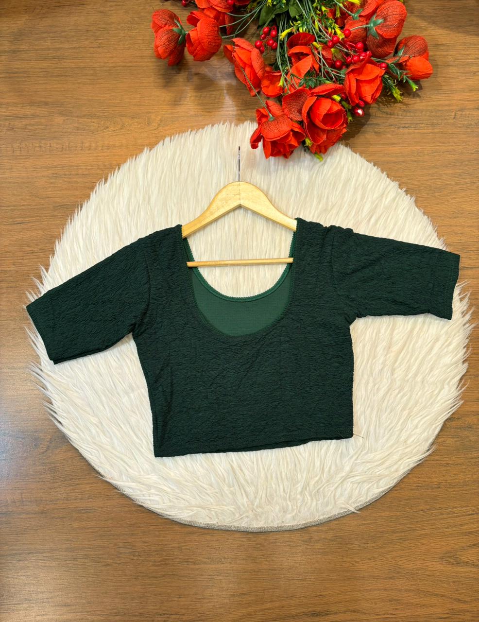 Pure Form-Stretchable Knitted Blouse