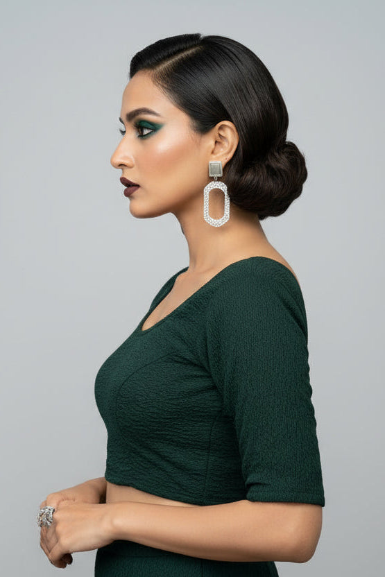Pure Form-Stretchable Knitted Blouse