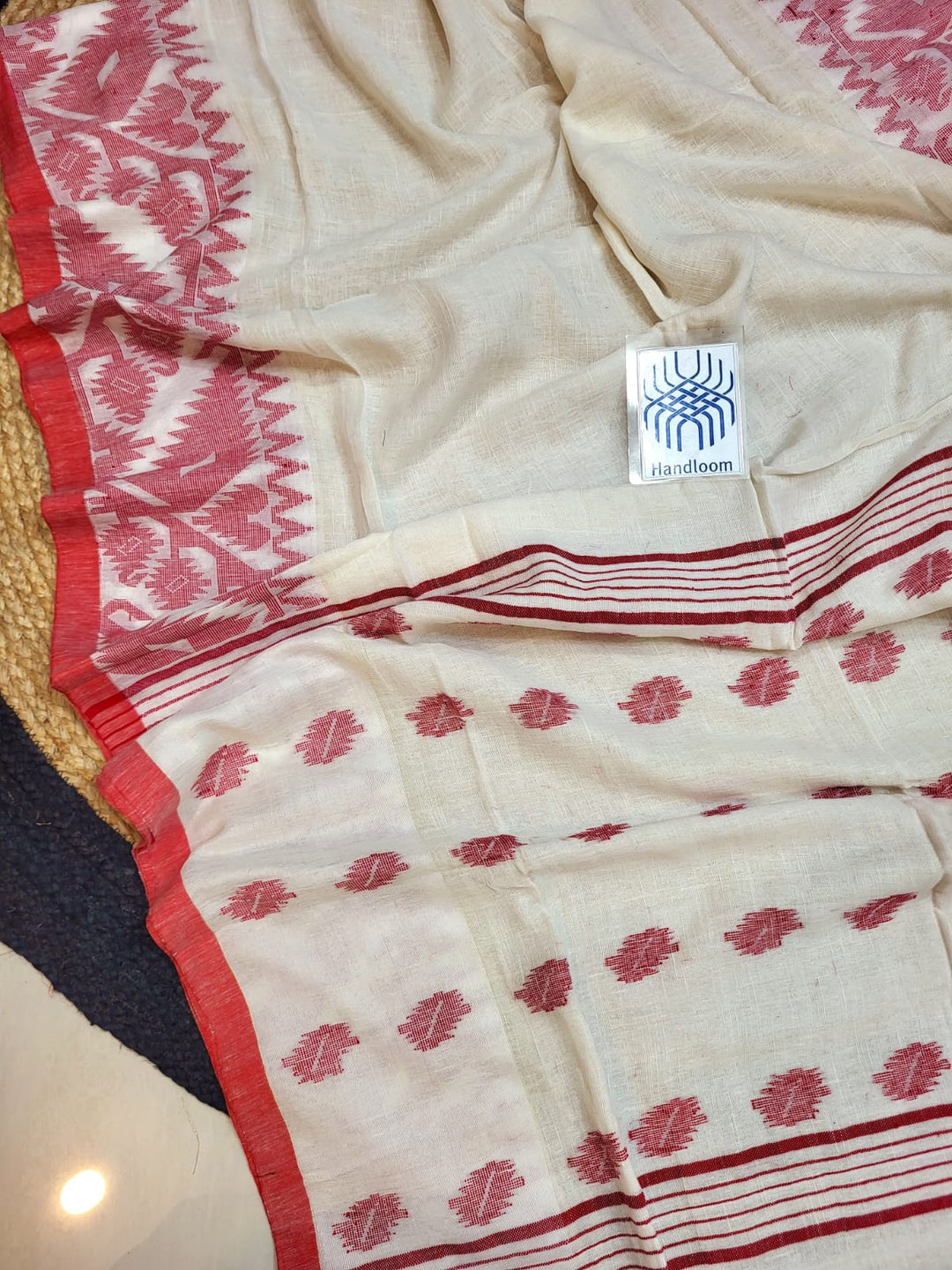 Sesher Bela Karat Linen Jamdani Saree