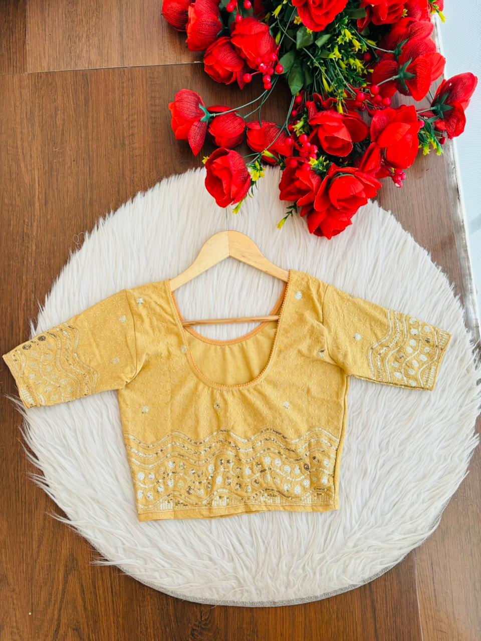 Little place- Floral Stretchable Knitted Blouse