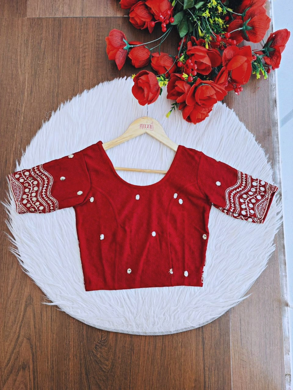 Little place- Floral Stretchable Knitted Blouse