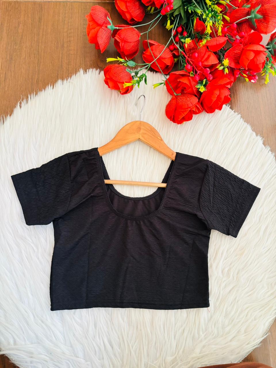 Pure Form-Stretchable Knitted Blouse