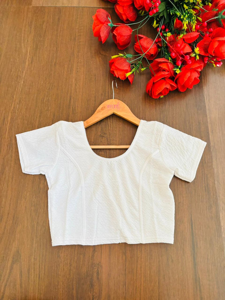 Pure Form-Stretchable Knitted Blouse