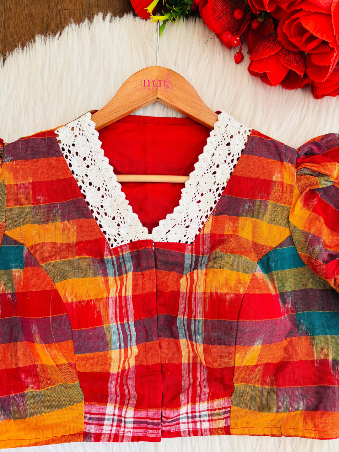 Puff Sleeves Gamcha  Blouse