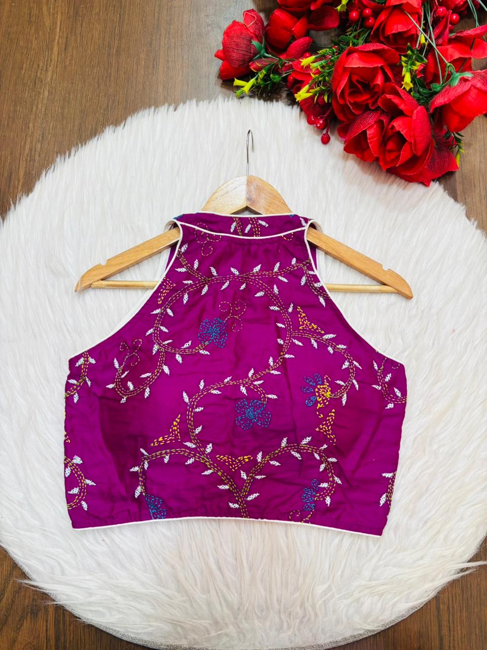 Mainland -Designer Blouse With Handwork