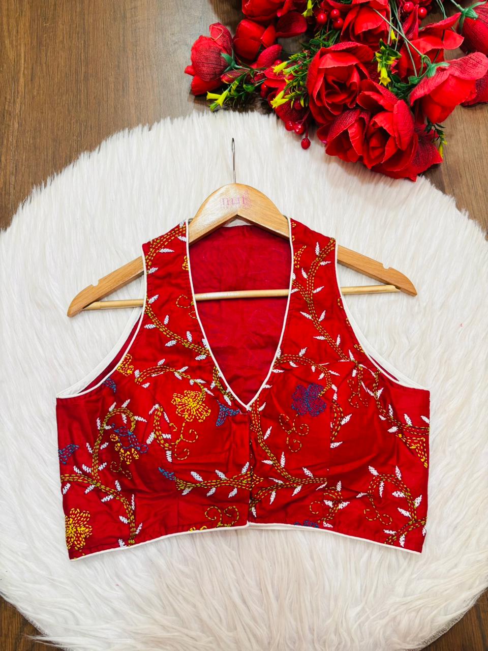 Mainland -Designer Blouse With Handwork