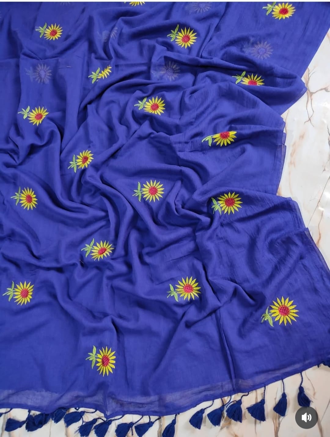 Sunflower Bloom  Mul Cotton Saree