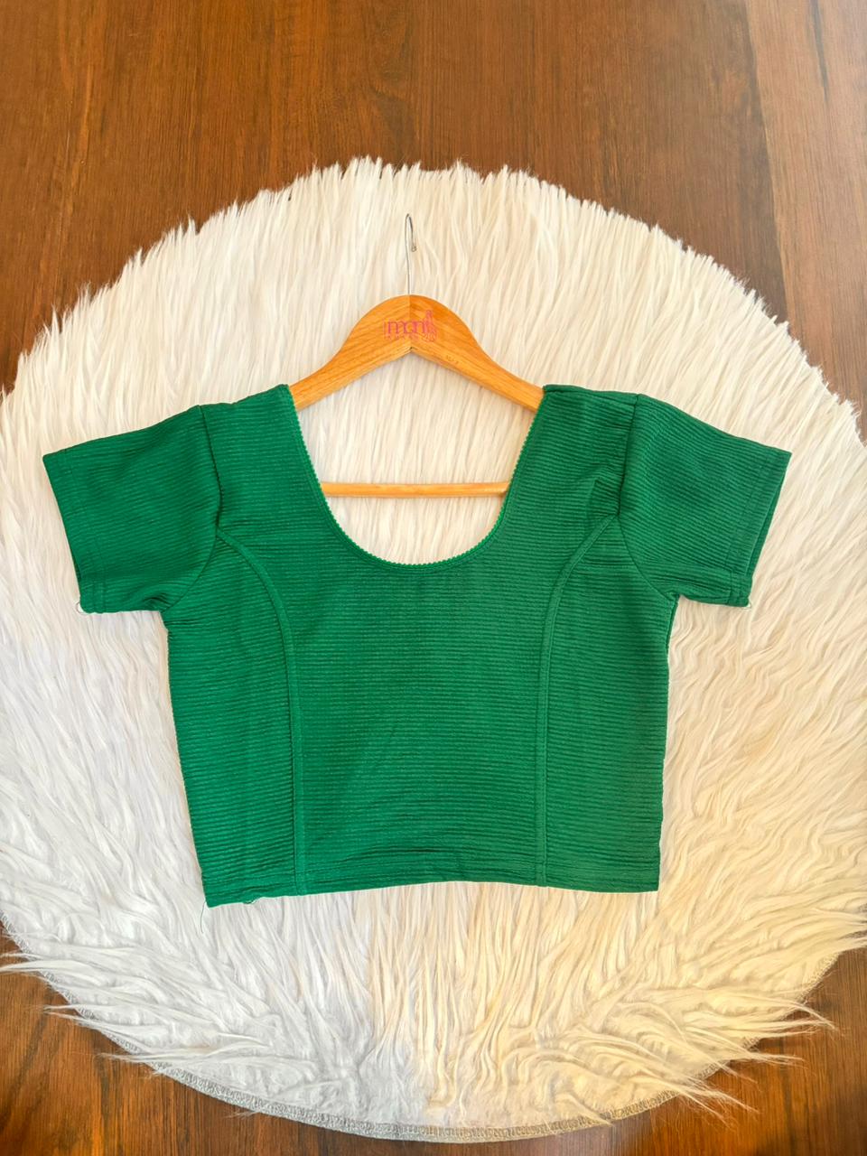 Pure Form-Stretchable Knitted Blouse