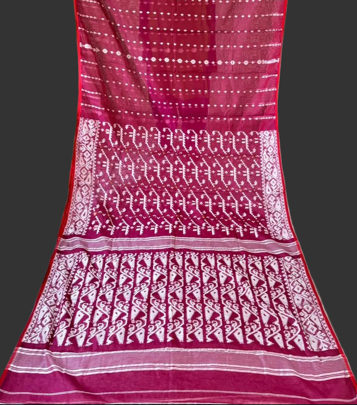 Moner Alo-Bengal Jamdani Saree (Magenta)