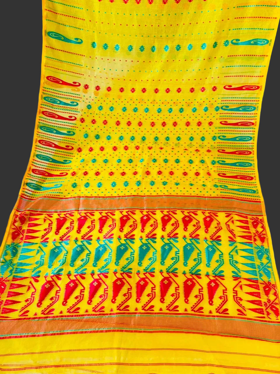Moner Alo-Bengal Jamdani Saree (Red Green Border)