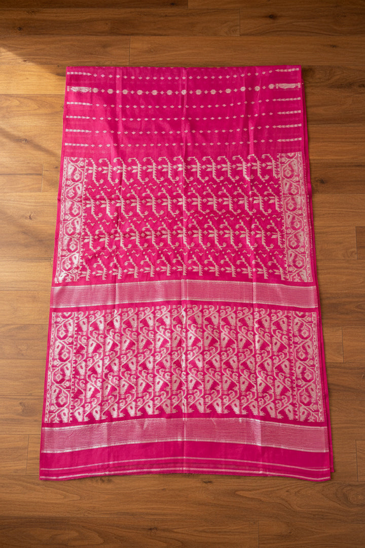 Shatarupa Bengal Jamdani Saree (Deep Pink)