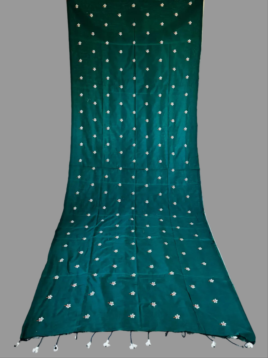 Bengal Shiuli(Jasmine) khadi Saree In Deep Green