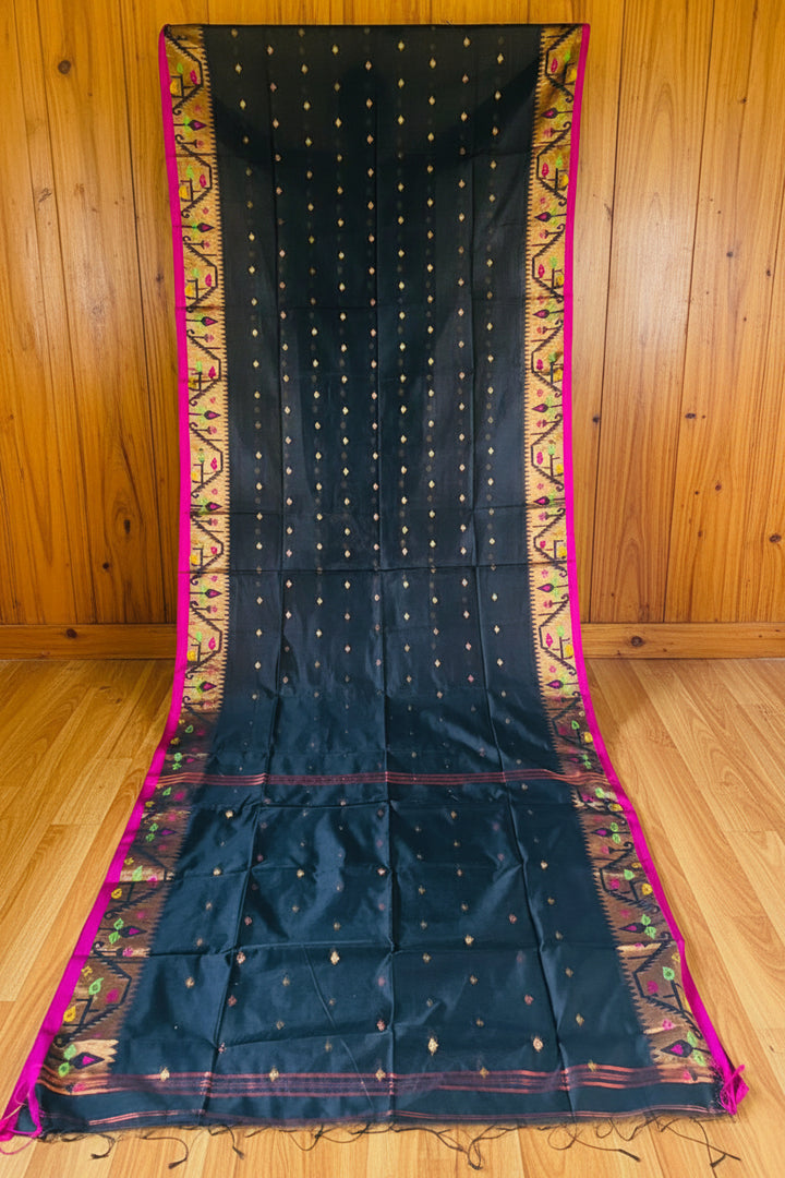 Metro Muse Khadi Cotton Saree