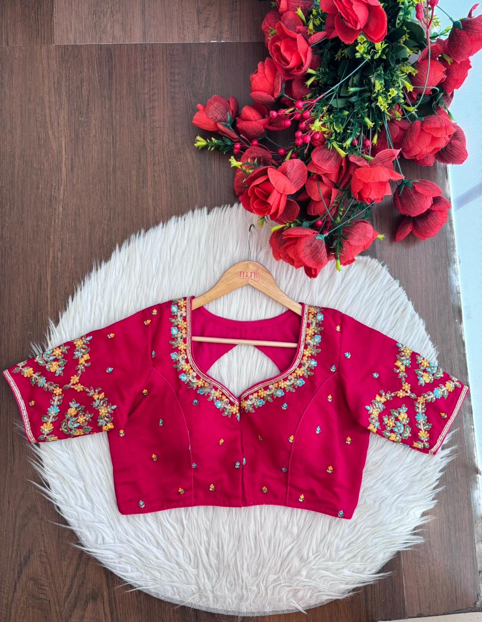 Monalisa (Vichitra Silk Blouse)