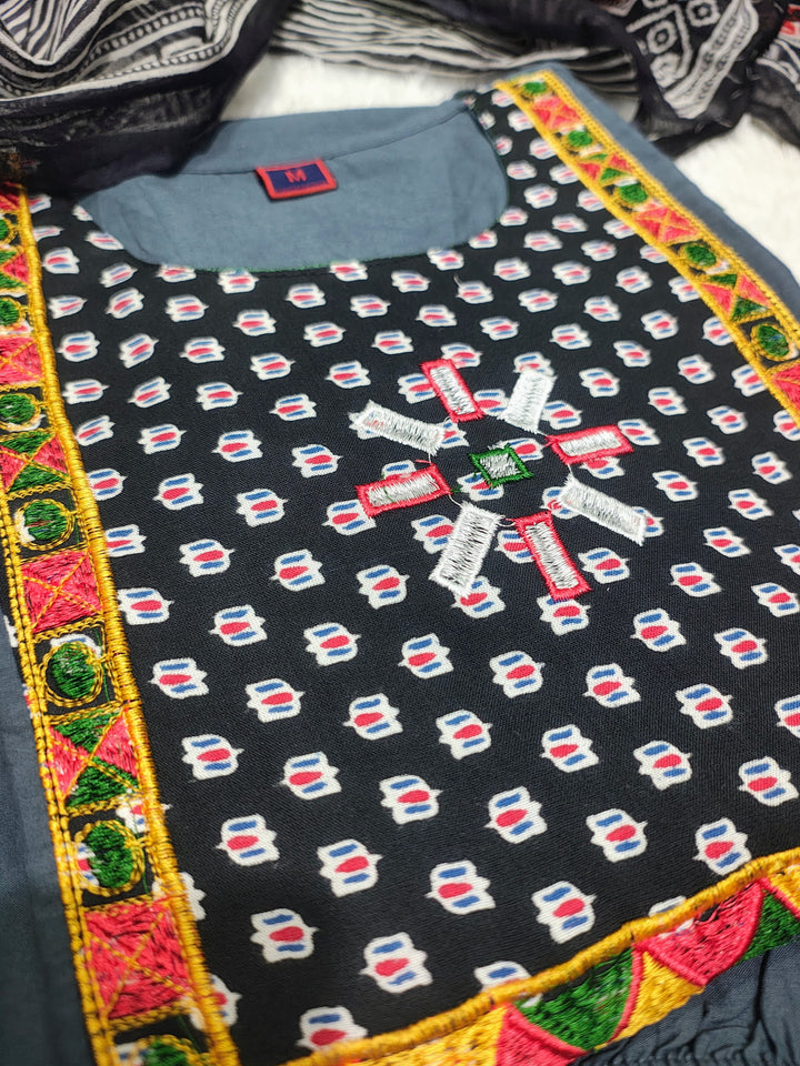 Desi Adaa Cotton Kurti Set