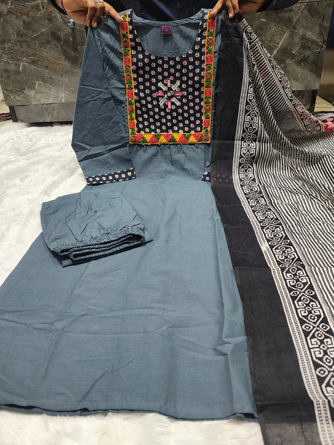 Desi Adaa Cotton Kurti Set