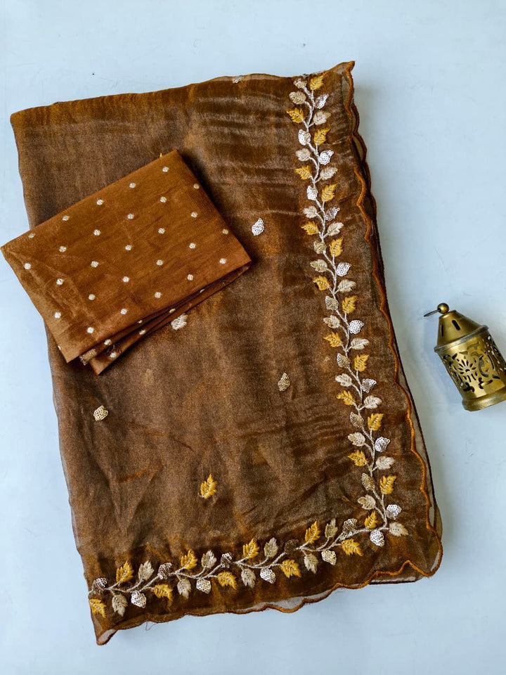 Golden Leaf Affair Crush Silk Saree