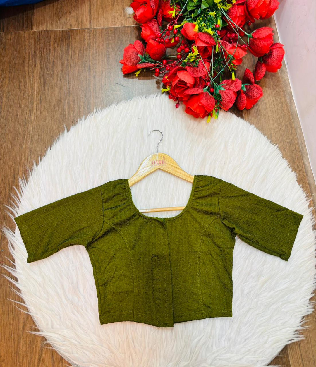 Smooth Fit-Stretchable Knitted Blouse