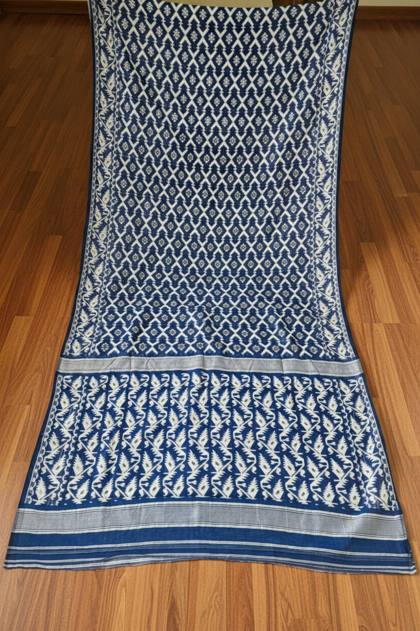 Neel Komol ( নীল কমল )Bengal Jamdani Saree(White & Blue )