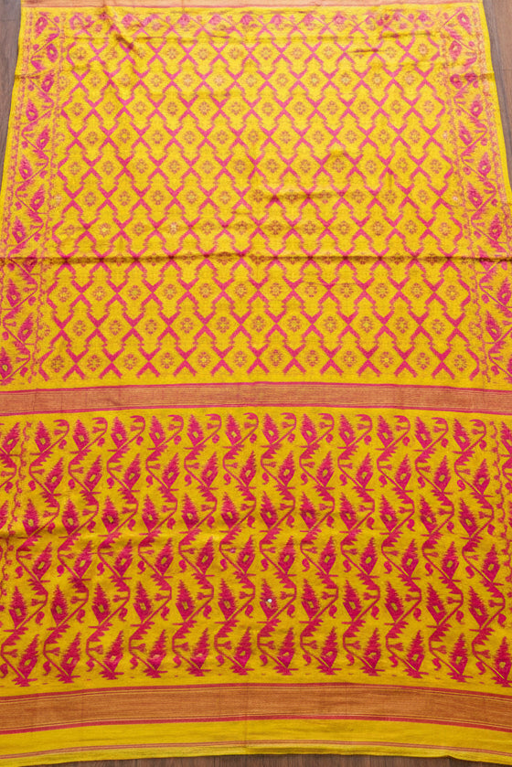 Neel Komol ( নীল কমল) Bengal Jamdani Saree(Yellow & Pink)