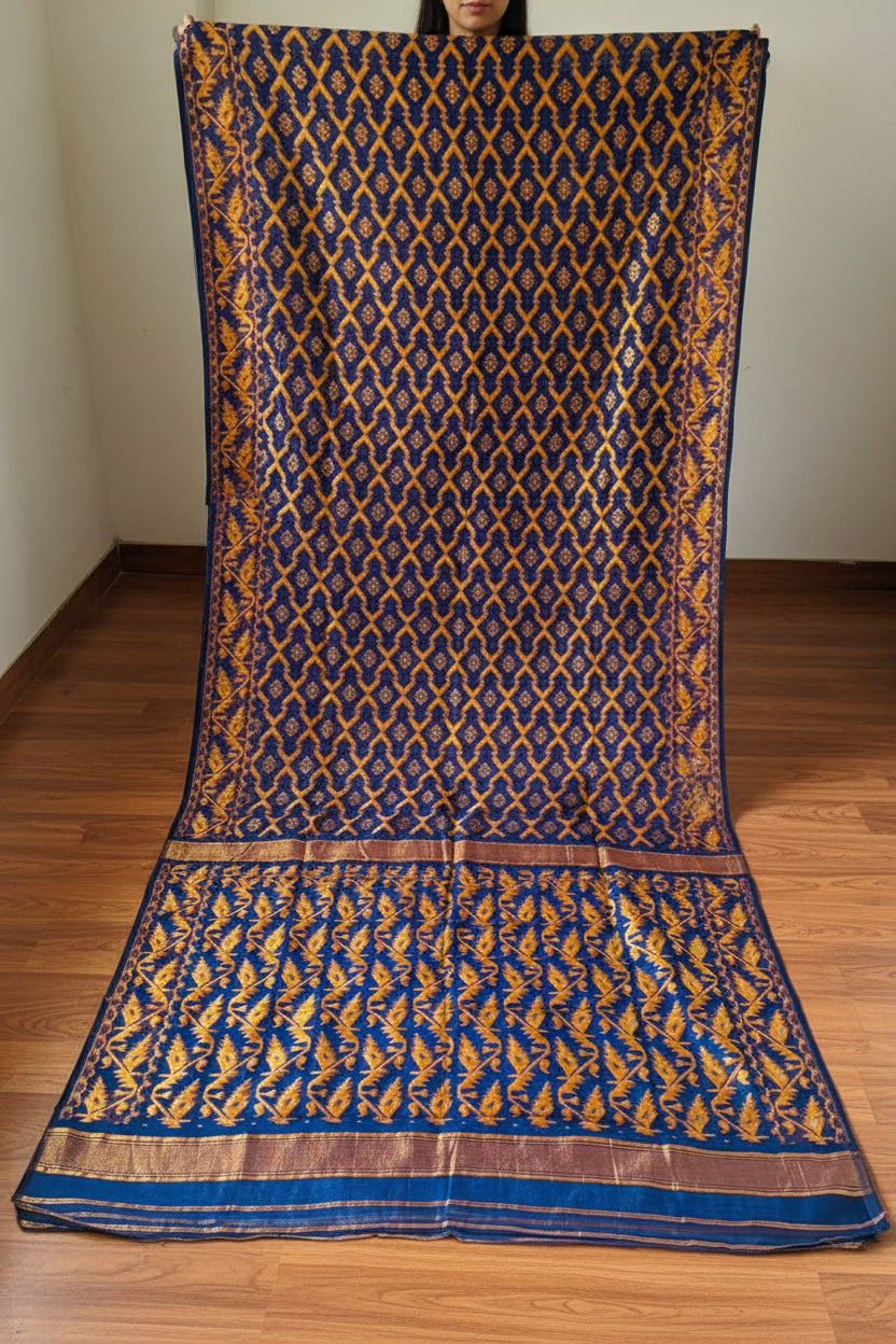 Neel Komol ( নীল কমল )Bengal Jamdani Saree (Royal Blue)