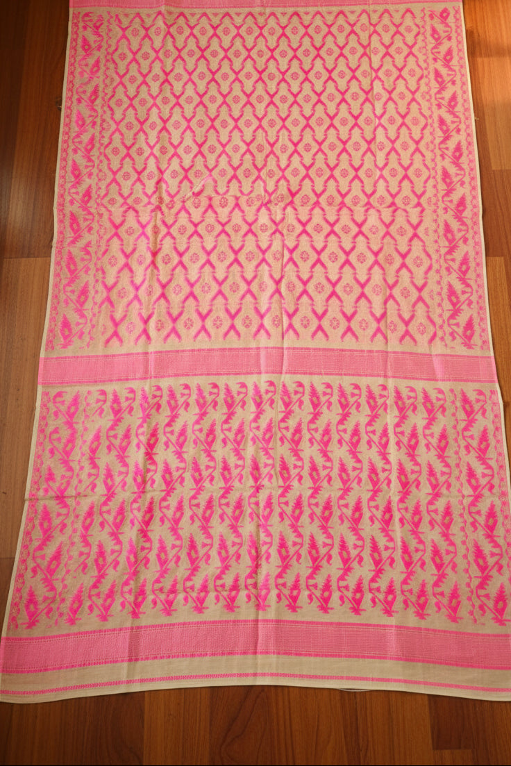 Neel Komol ( নীল কমল )Bengal Jamdani Saree ( cream pink)