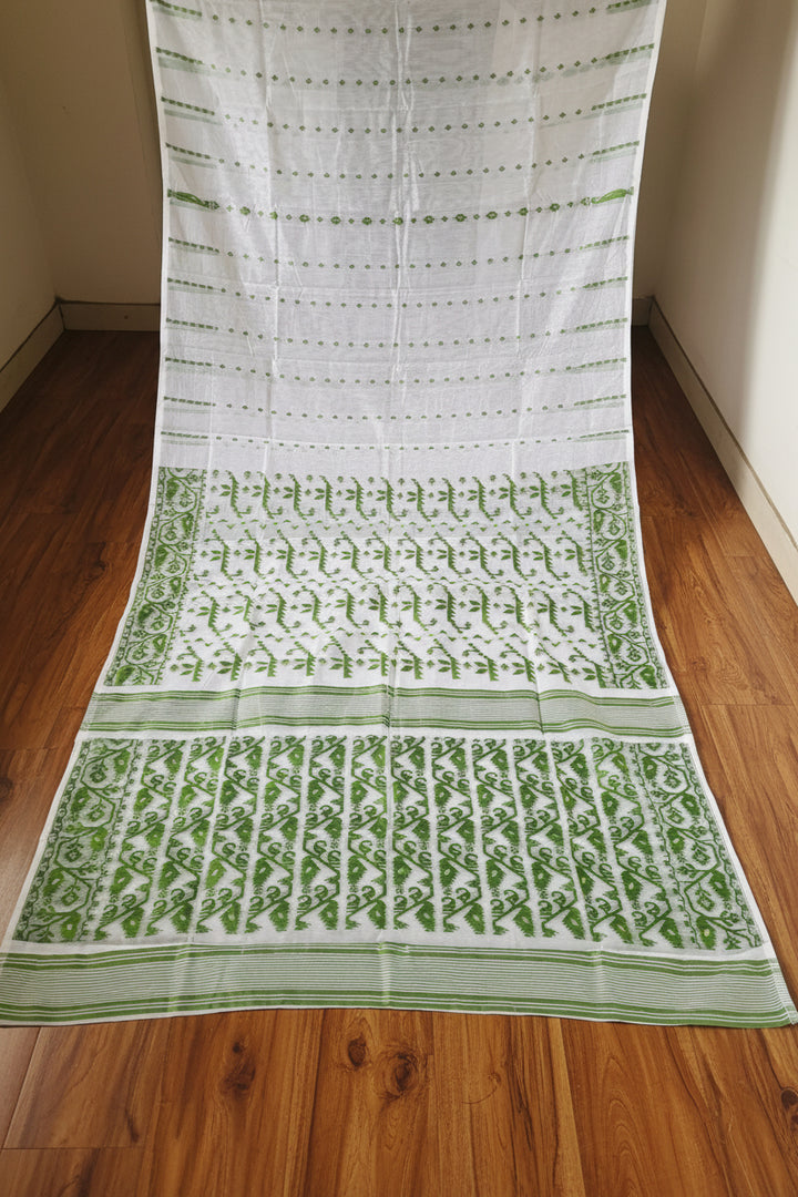 Shatarupa Bengal Jamdani Saree (White & Green )