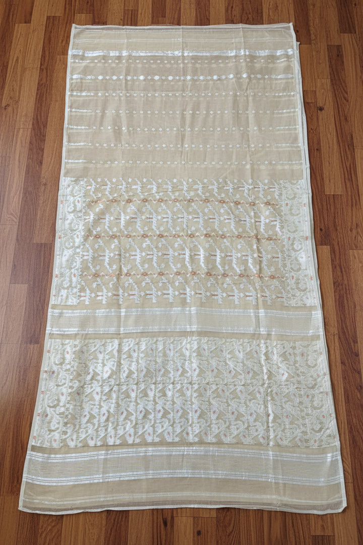 Shatarupa Bengal Jamdani Saree(Ivory)