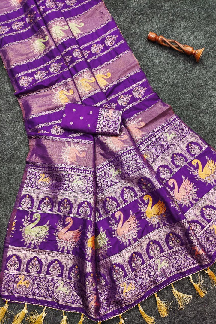 Queen of Grace Tissue Paithani Silk Saree