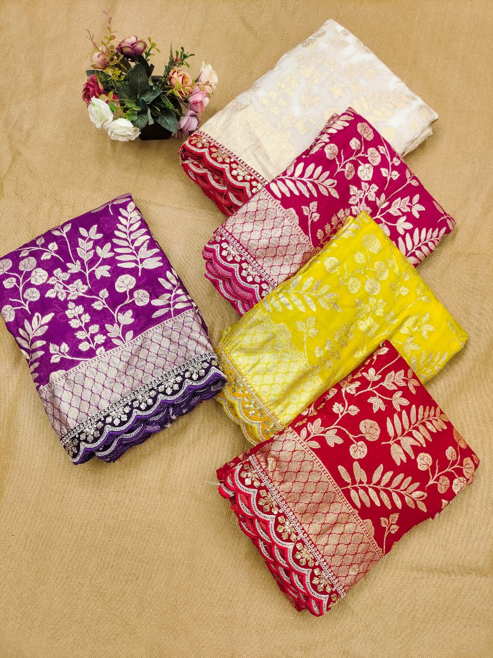 Devotion Drapes Crepe Khaddi Silk Saree