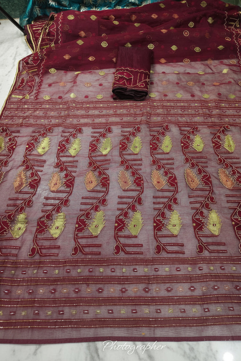 Swarnalekha Dhakai Jamdani Saree