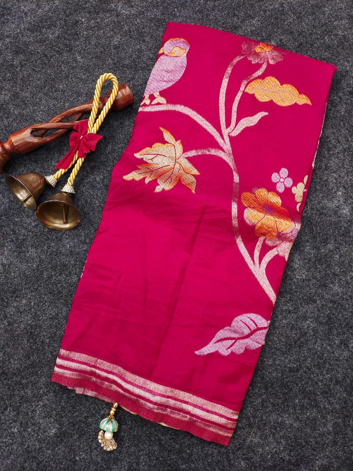 Rhythm of Drapes Crepe Khaddi Silk Saree