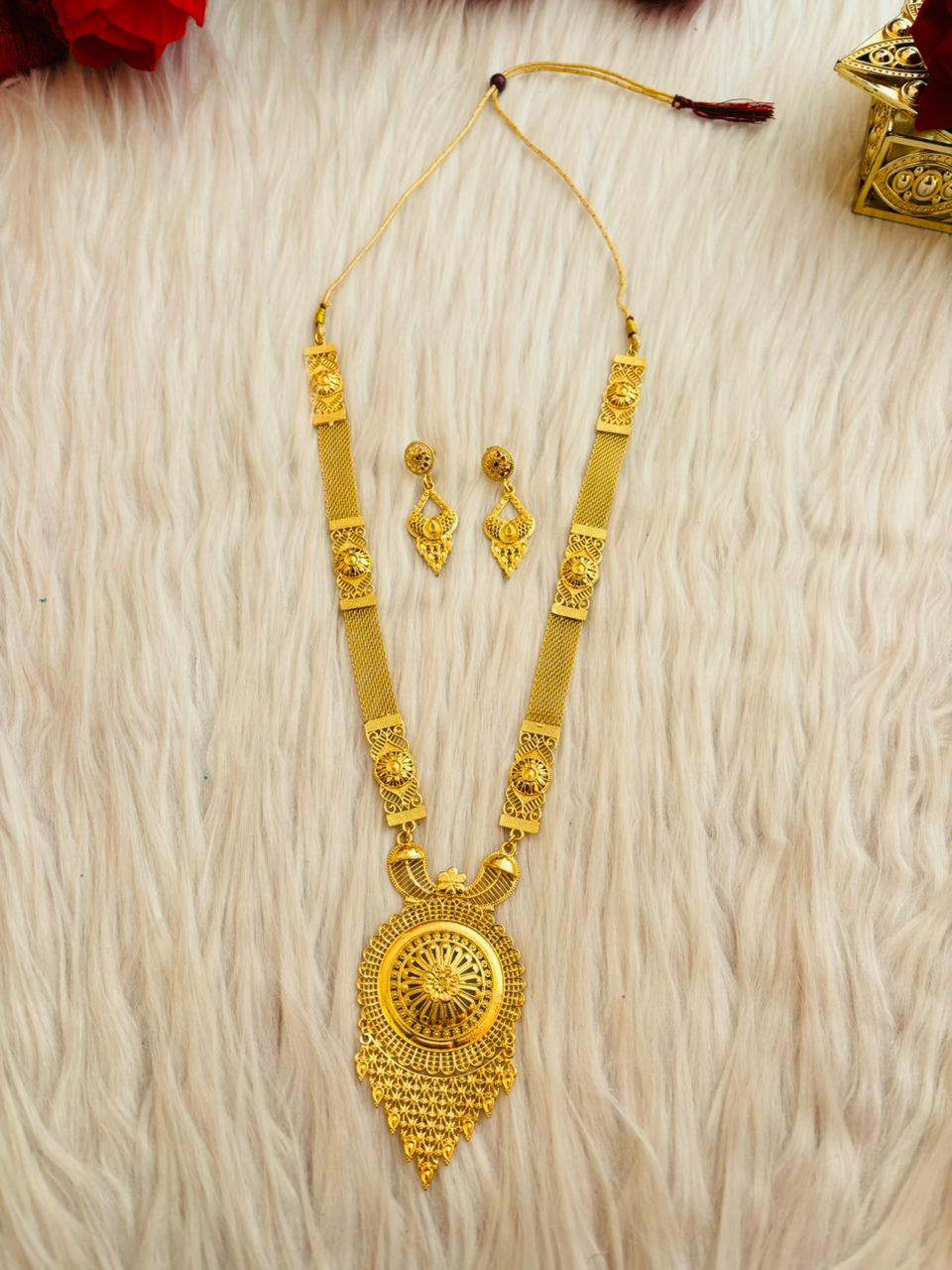 Vaidehi Statement Jewellery Set