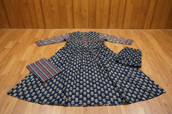 Black Aura Cotton Kurti Set