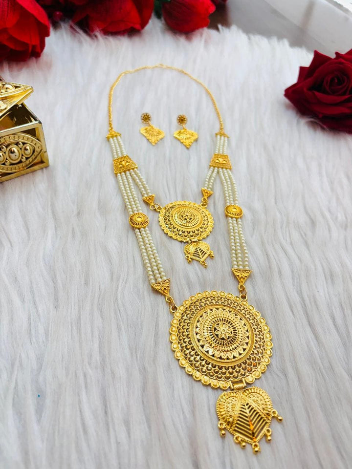 Chandrika Shine Necklace & Earring Set