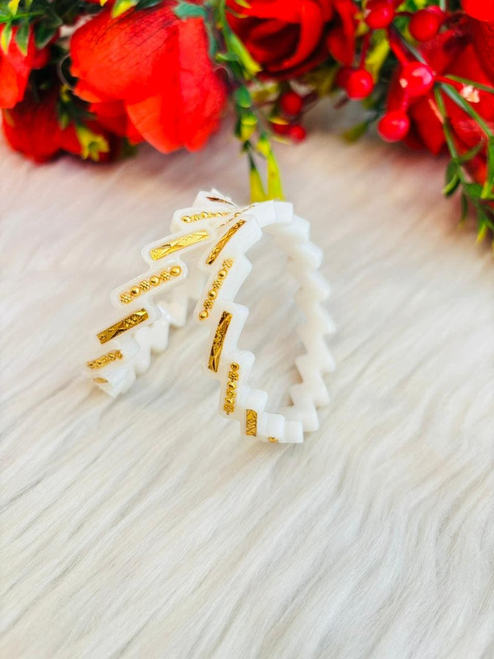 Golden Zigzag - Shankha Bandhano Pair