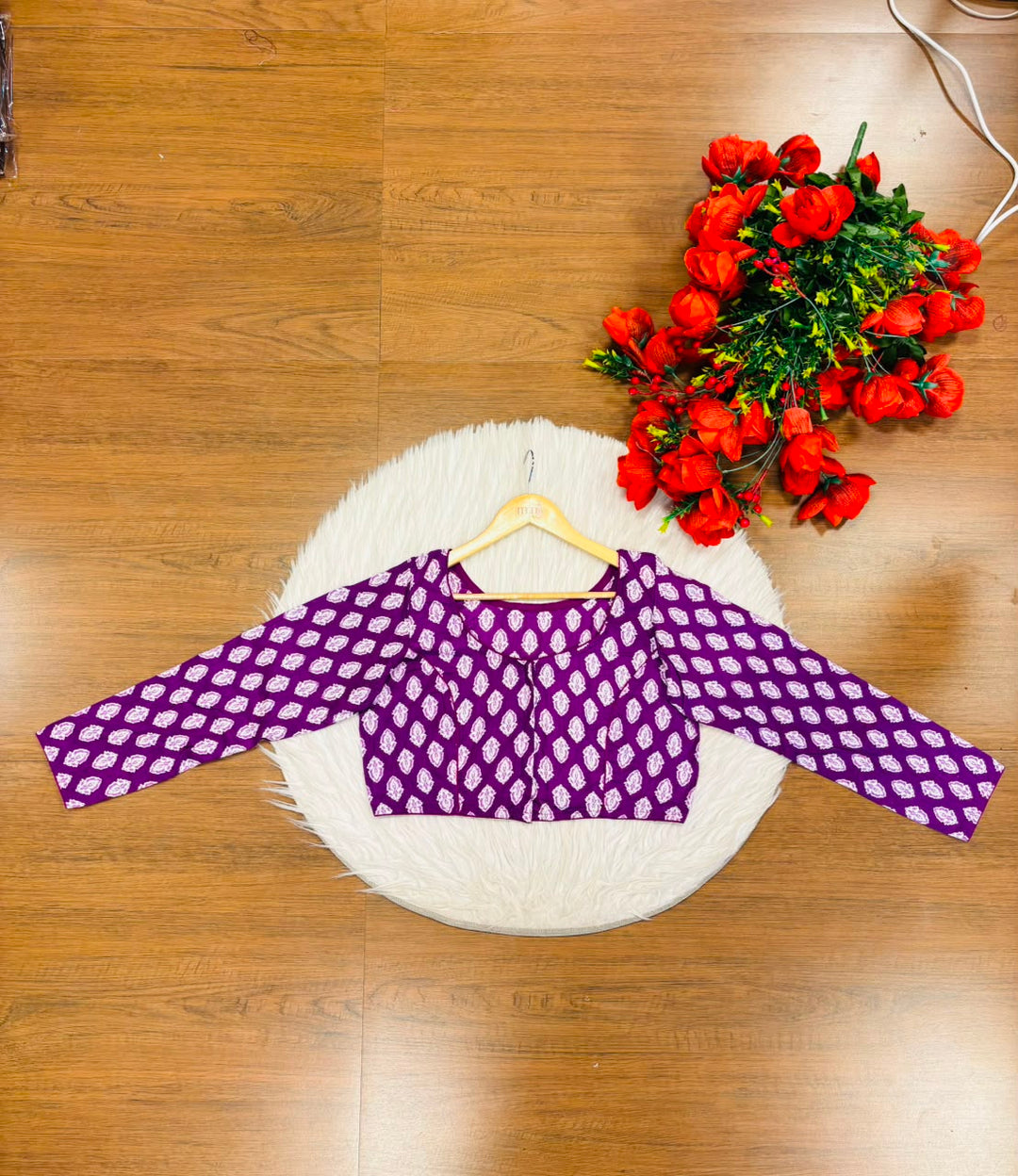 Printed Charm-Simple And Fancy Cotton Blouse