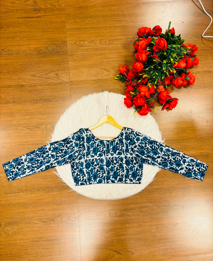 Printed Charm-Simple And Fancy Cotton Blouse