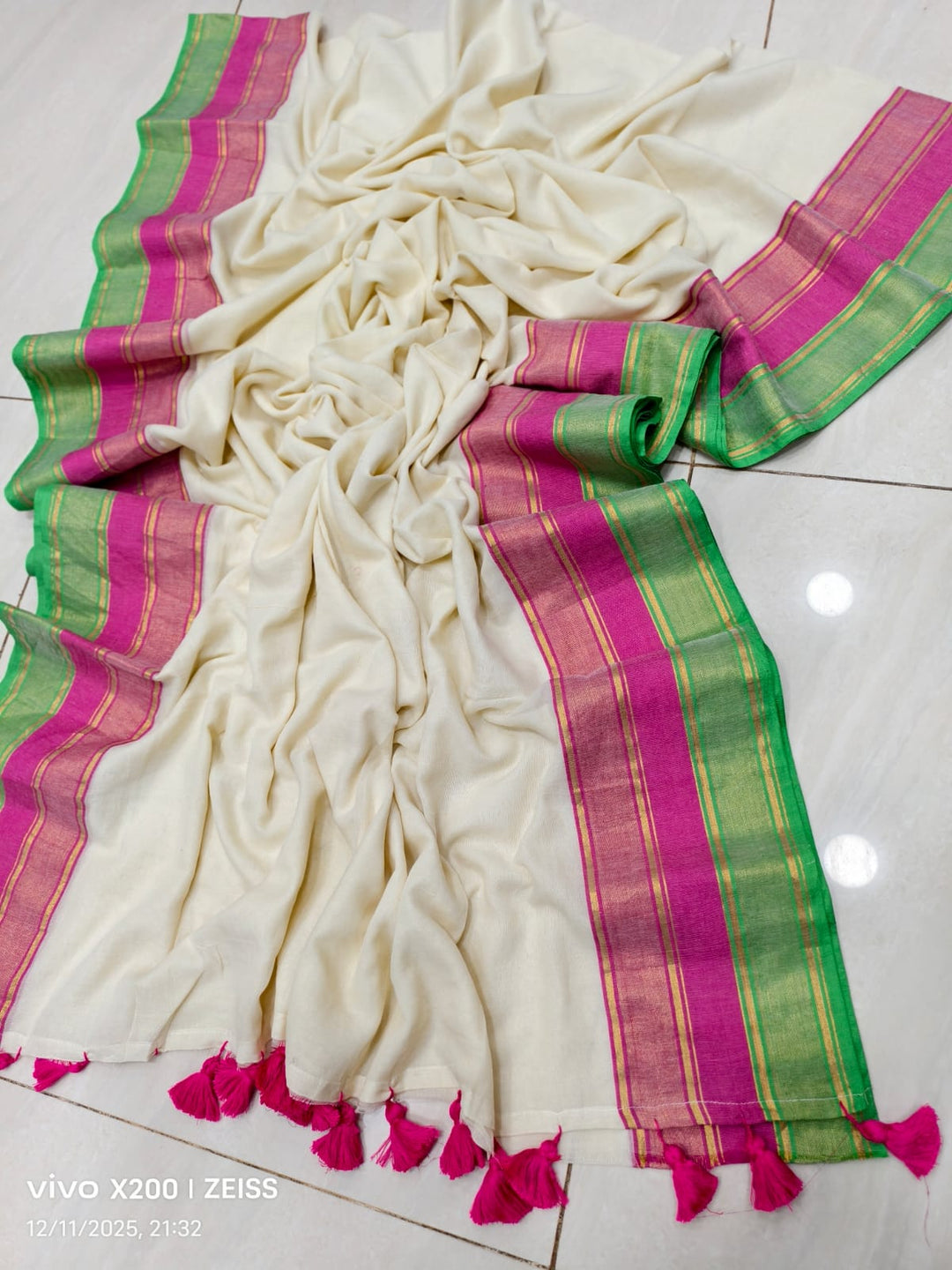 Shubhra Chitra Mul Cotton Saree