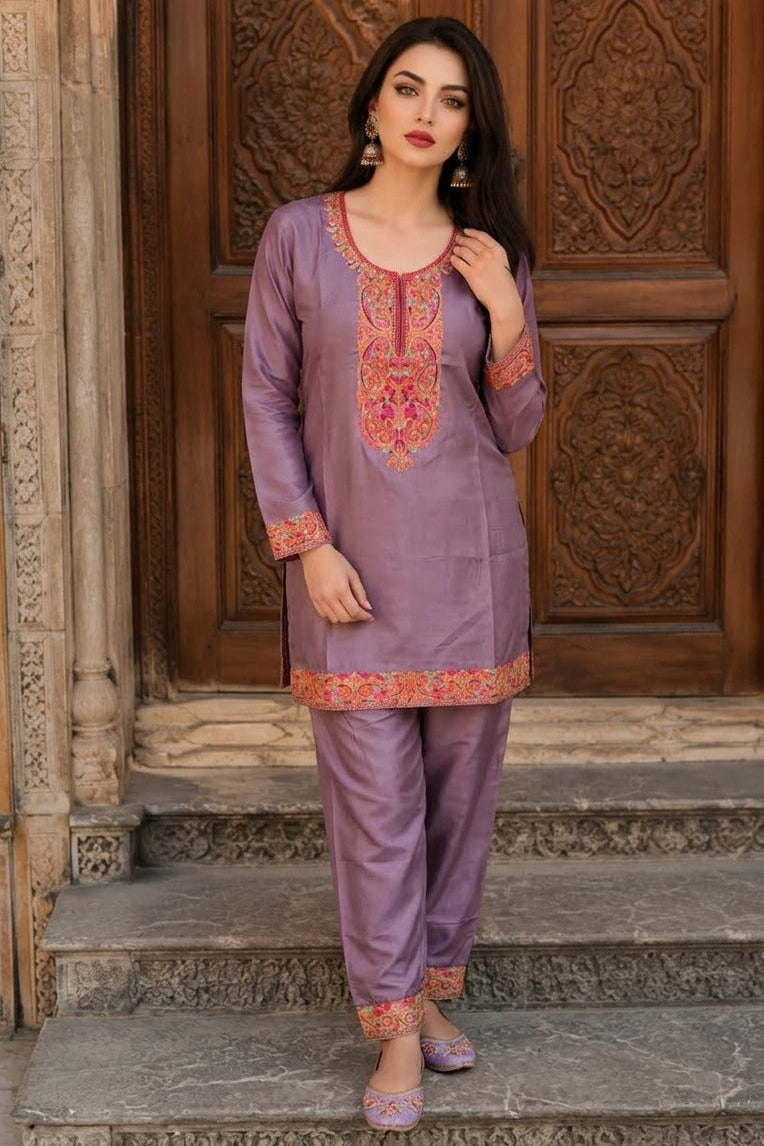 Crown of Kashmir - Special Kurti With Pant