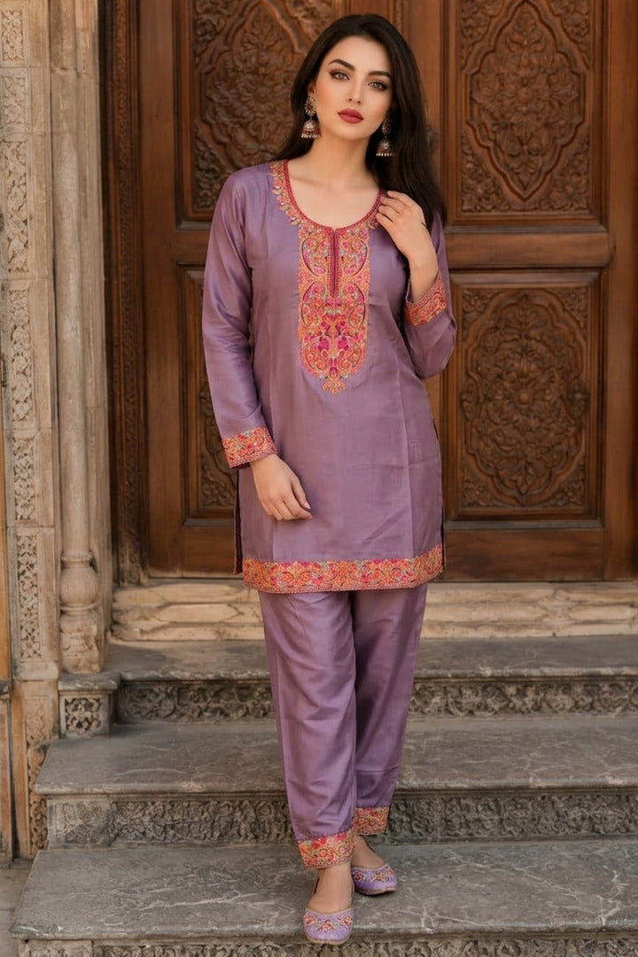 Crown of Kashmir - Special Kurti With Pant