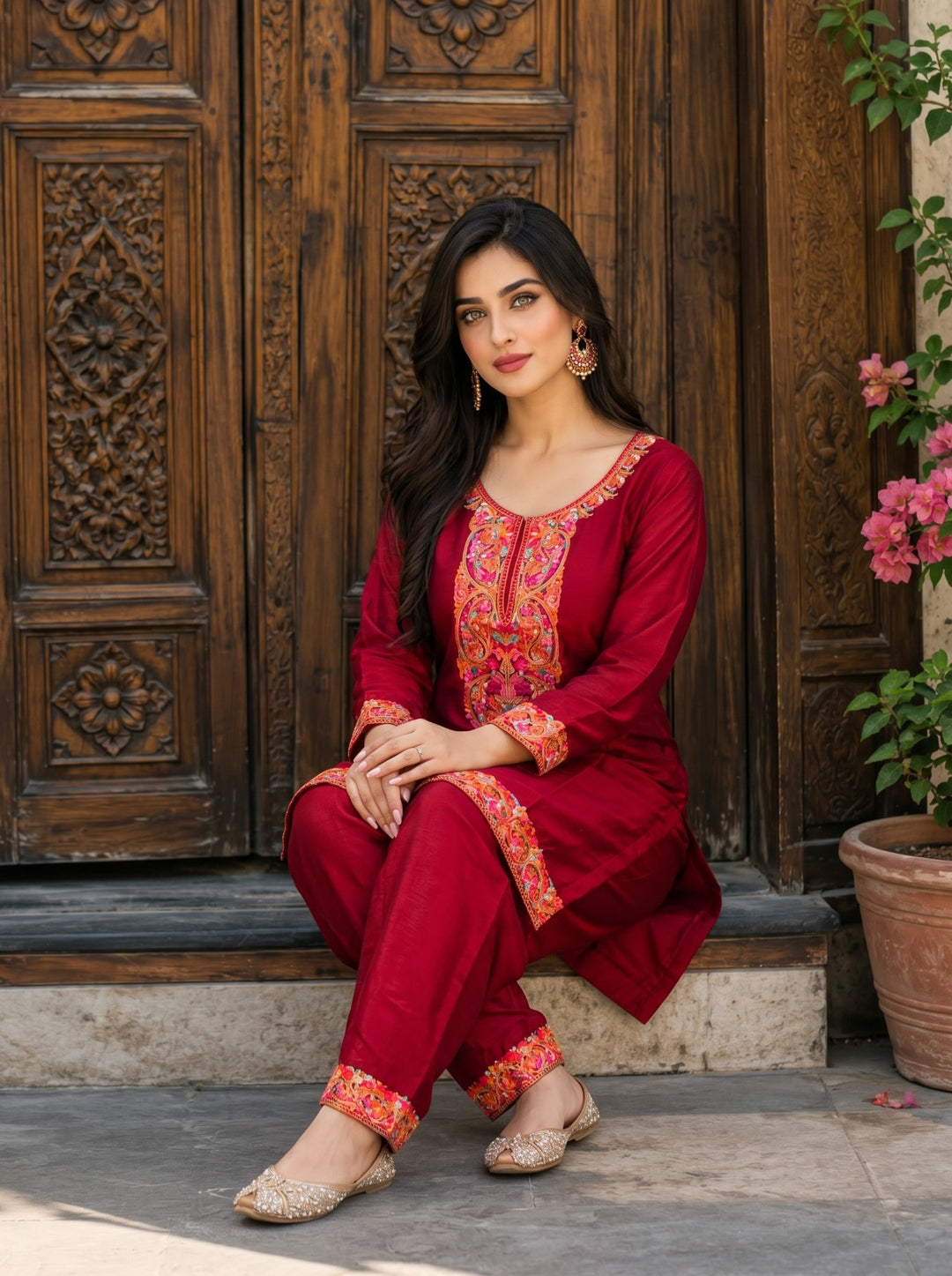 Crown of Kashmir - Special Kurti With Pant