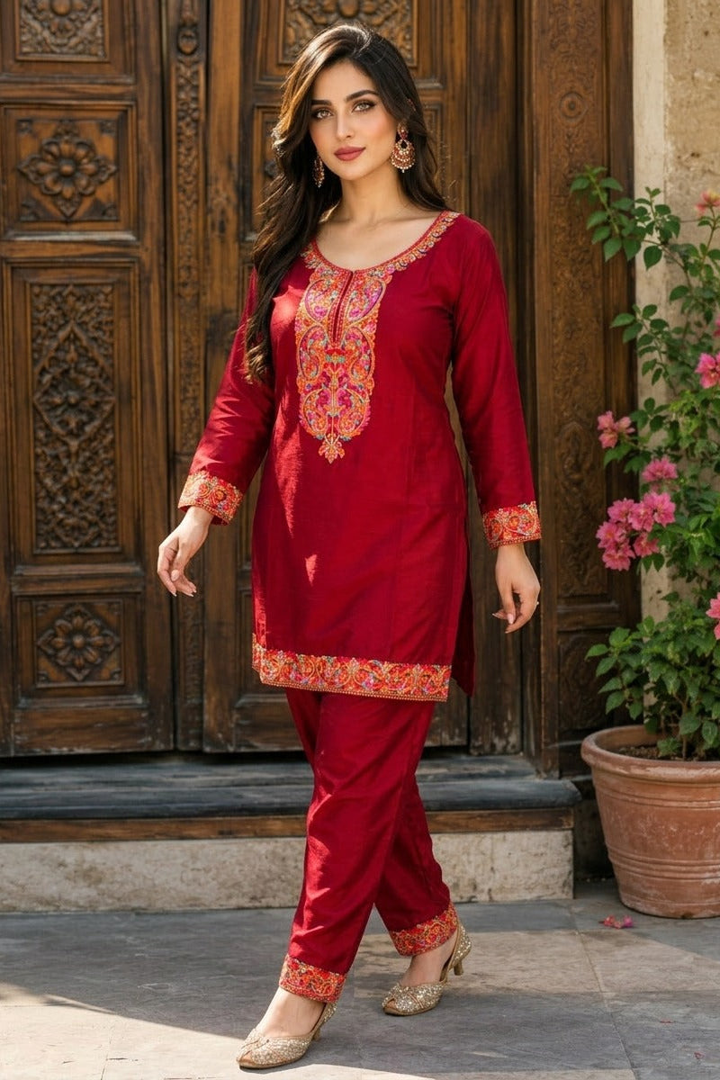 Crown of Kashmir - Special Kurti With Pant